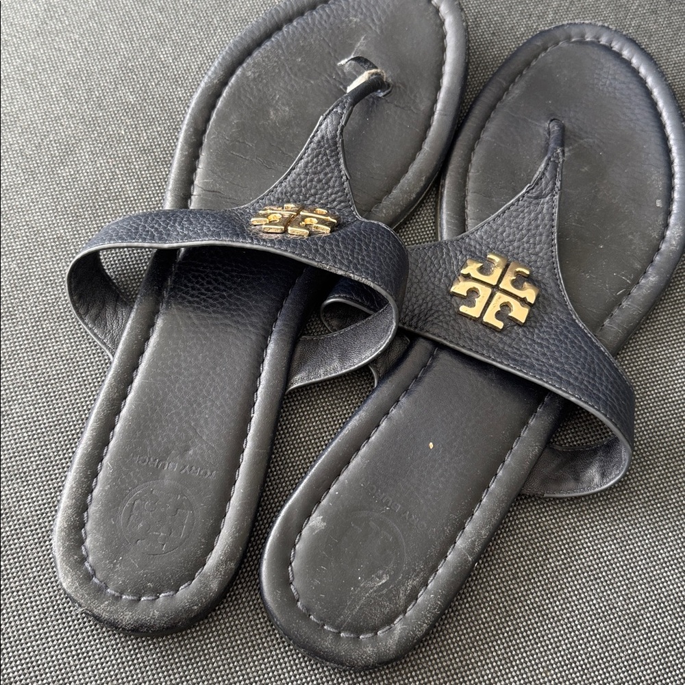 Tory Burch Jolie Flat Thong Tumbled Leather Sandal Shoes - Black Sz 9.5 Preppy - Picture 6 of 8